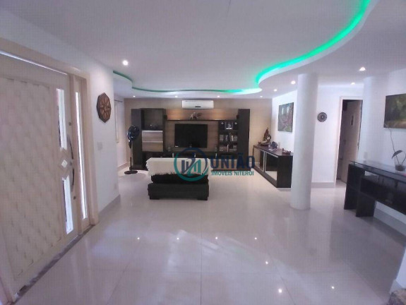 Imagem Casa com 3 Quartos à Venda, 160 m² em Itaipu - Niterói