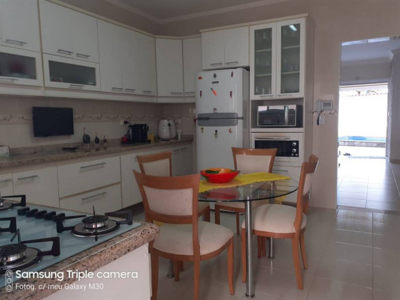 Imagem Casa com 4 Quartos à Venda, 168 m² em Florida - Praia Grande Imagem Casa com 4 Quartos à Venda, 168 m² em Florida - Praia Grande