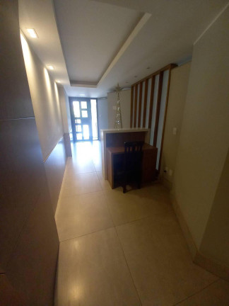 Imagem Apartamento com 2 Quartos à Venda,  em Centro - Nova Friburgo