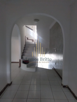 Imagem Casa com 2 Quartos à Venda, 80 m² em Itapuã - Salvador