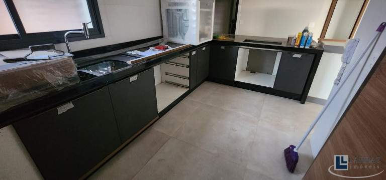 Imagem Imóvel com 3 Quartos à Venda, 170 m² em Vila Do Golf - Ribeirão Preto Imagem Imóvel com 3 Quartos à Venda, 170 m² em Vila Do Golf - Ribeirão Preto