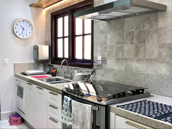 Imagem Casa com 4 Quartos à Venda, 360 m² em Alphaville - Santana De Parnaíba Imagem Casa com 4 Quartos à Venda, 360 m² em Alphaville - Santana De Parnaíba