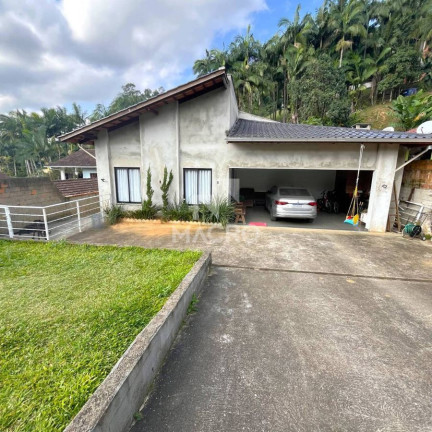 Casa com 3 Quartos à Venda, 186 m² em Ilha Da Figueira - Jaraguá Do Sul