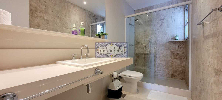 Imagem Apartamento com 4 Quartos à Venda, 250 m² em Copacabana - Rio De Janeiro