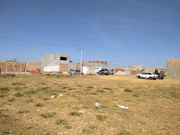 Terreno à Venda, 270 m² em Residencial Portal Do Oriente - Goiânia
