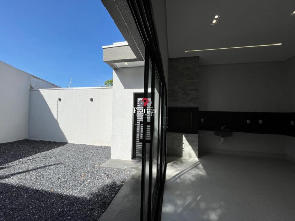 Imagem Casa com 3 Quartos à Venda, 225 m² em Santa Cruz - Cuiabá