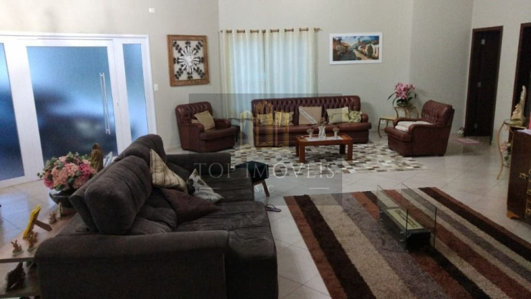 Imagem Casa com 4 Quartos para Alugar, 1.338 m² em Jardim Das Flores - Santa Branca Imagem Casa com 4 Quartos para Alugar, 1.338 m² em Jardim Das Flores - Santa Branca