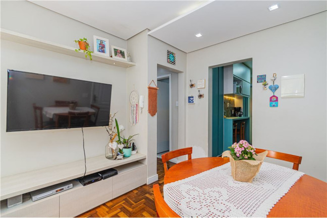 Imagem Apartamento com 2 Quartos à Venda, 60 m² em Menino Deus - Porto Alegre