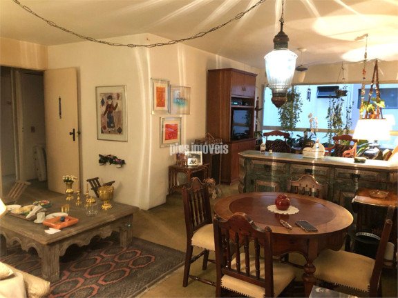 Apartamento com 3 Quartos à Venda, 127 m² em Cerqueira César - São Paulo