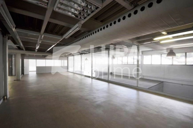 Imóvel Comercial para Alugar, 1.673 m² em Barra Funda - São Paulo
