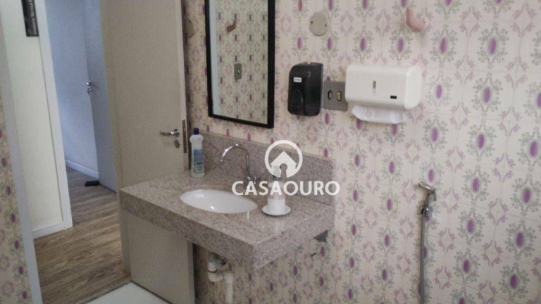 Imagem Casa com 6 Quartos à Venda, 250 m² em São Lucas - Belo Horizonte Imagem Casa com 6 Quartos à Venda, 250 m² em São Lucas - Belo Horizonte