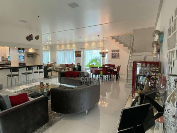 Imagem Casa de Condomínio com 5 Quartos à Venda, 457 m² em Golf Gardens - Carapicuíba Imagem Casa de Condomínio com 5 Quartos à Venda, 457 m² em Golf Gardens - Carapicuíba
