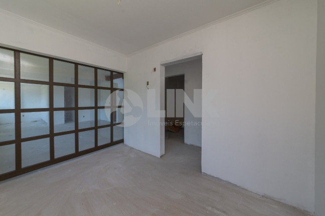 Imagem Imóvel com 3 Quartos à Venda, 174 m² em Petrópolis - Porto Alegre