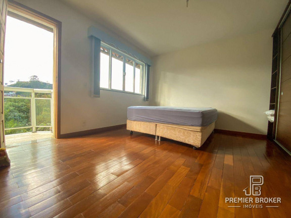 Imagem Casa com 4 Quartos à Venda, 160 m² em Iucas - Teresópolis