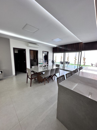 Imagem Casa com 3 Quartos à Venda, 243 m² em Jardim Belo Horizonte - Sinop