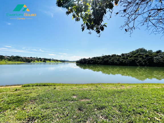 Imagem Imóvel com 6 Quartos à Venda, 1.500 m² em Centro - Piracaia