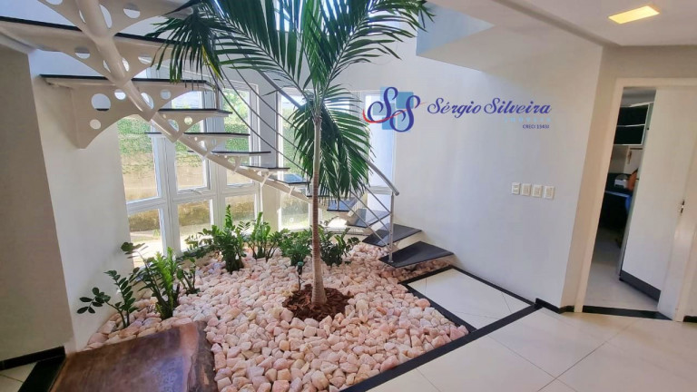 Imagem Casa com 4 Quartos à Venda, 350 m² em Eusébio - Eusébio Imagem Casa com 4 Quartos à Venda, 350 m² em Eusébio - Eusébio