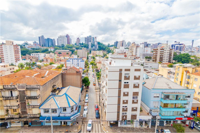 Imagem Imóvel com 3 Quartos à Venda,  em Rio Branco - Porto Alegre