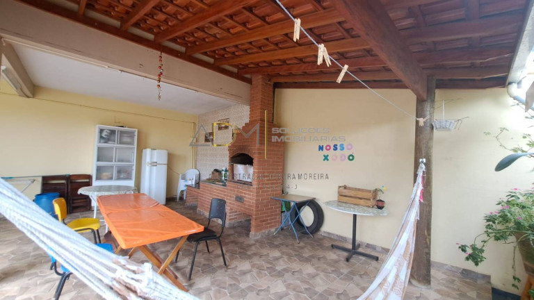 Imagem Casa com 3 Quartos à Venda, 3 m² em Centro - Botucatu
