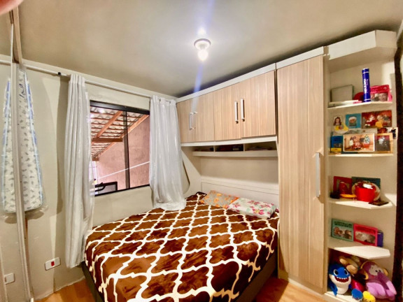 Imagem Casa com 2 Quartos à Venda, 144 m² em Boqueirão - Curitiba