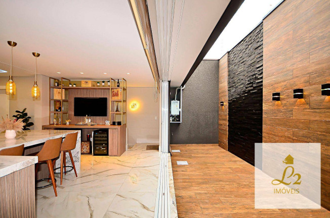 Imagem Casa com 3 Quartos à Venda, 325 m² em Uberaba - Curitiba Imagem Casa com 3 Quartos à Venda, 325 m² em Uberaba - Curitiba