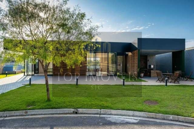 Imagem Casa com 3 Quartos à Venda, 212 m² em Jardim Jacinto - Jacareí Imagem Casa com 3 Quartos à Venda, 212 m² em Jardim Jacinto - Jacareí