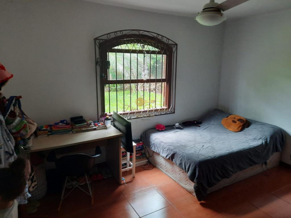 Imagem Casa com 3 Quartos à Venda, 180 m² em São Pedro - Teresópolis Imagem Casa com 3 Quartos à Venda, 180 m² em São Pedro - Teresópolis