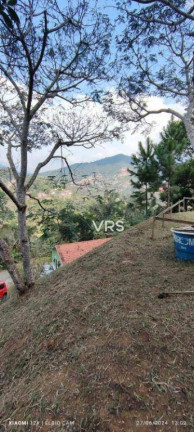 Terreno à Venda, 1.745 m² em Golfe - Teresópolis