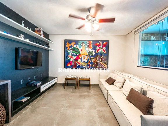 Imagem Apartamento com 4 Quartos à Venda, 270 m² em Algodoal - Cabo Frio