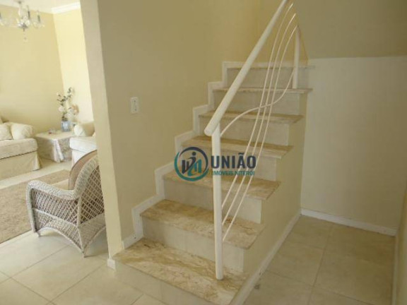 Imagem Casa com 4 Quartos à Venda, 220 m² em Sape - Niterói Imagem Casa com 4 Quartos à Venda, 220 m² em Sape - Niterói