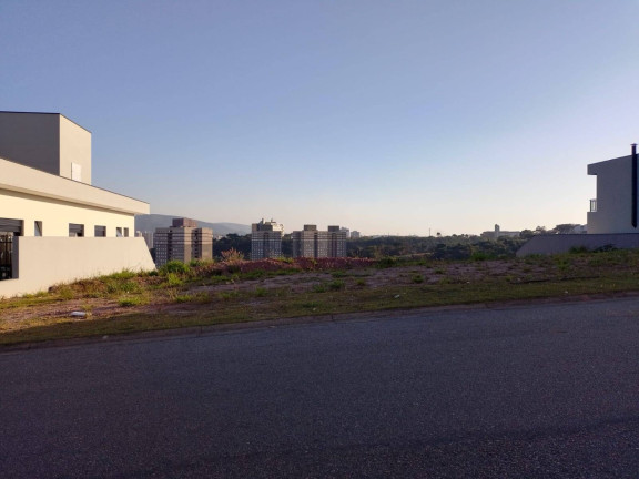Terreno em Condomínio à Venda, 483 m² em Horto Florestal - Jundiaí