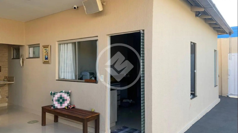 Imagem Casa com 3 Quartos à Venda, 247 m² em Setor Coimbra - Goiânia Imagem Casa com 3 Quartos à Venda, 247 m² em Setor Coimbra - Goiânia