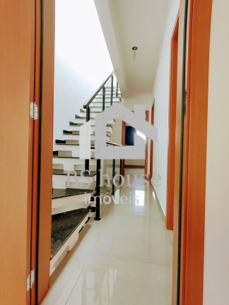 Imagem Sobrado com 3 Quartos à Venda, 130 m² em Vila Curuça - Santo André