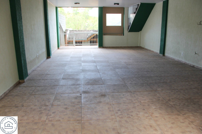 Imagem Casa com 3 Quartos à Venda, 210 m² em Serpa - Caieiras