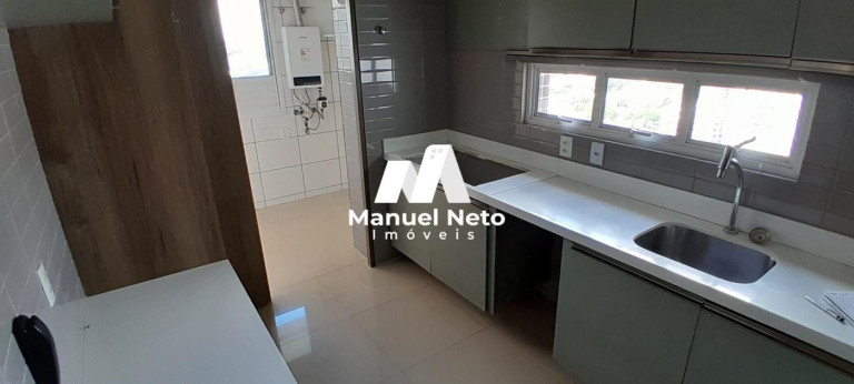 Apartamento com 3 Quartos à Venda, 146 m² em Guararapes - Fortaleza