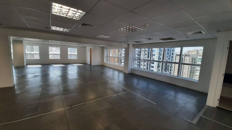 Imagem Sala Comercial à Venda, 126 m² em Alphaville - Barueri Imagem Sala Comercial à Venda, 126 m² em Alphaville - Barueri