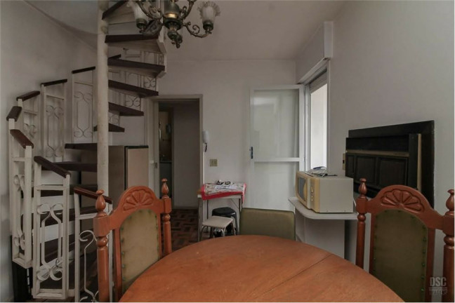 Imagem Imóvel com 1 Quarto à Venda, em Centro Histórico - Porto Alegre Imagem Imóvel com 1 Quarto à Venda, em Centro Histórico - Porto Alegre