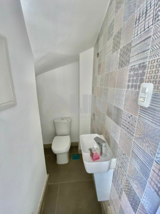 Imagem Imóvel com 3 Quartos à Venda, 154 m² em Vila Assunção - Porto Alegre Imagem Imóvel com 3 Quartos à Venda, 154 m² em Vila Assunção - Porto Alegre