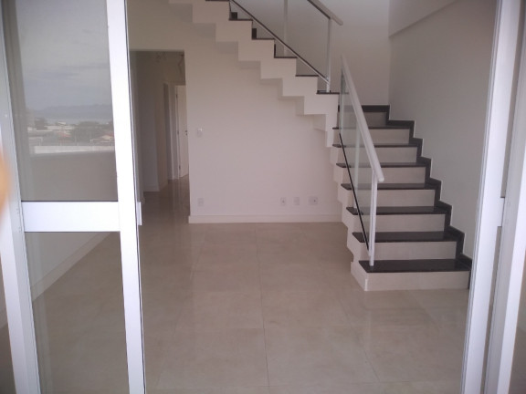 Apartamento com 2 Quartos à Venda, 71 m² em Braga - Cabo Frio