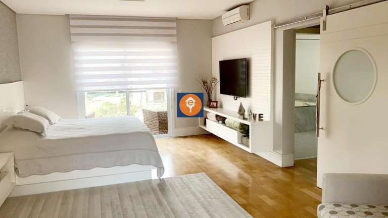Imagem Casa com 4 Quartos à Venda, 500 m²