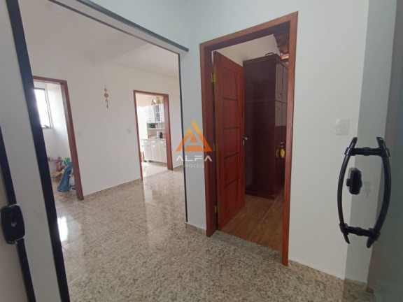 Imagem Casa com 3 Quartos à Venda, 140 m²