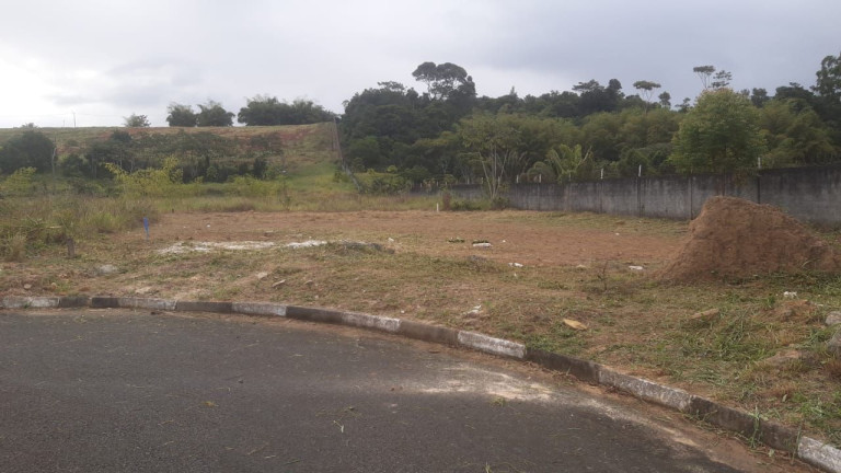 Terreno à Venda, 670 m² em Cia Sul - Simões Filho