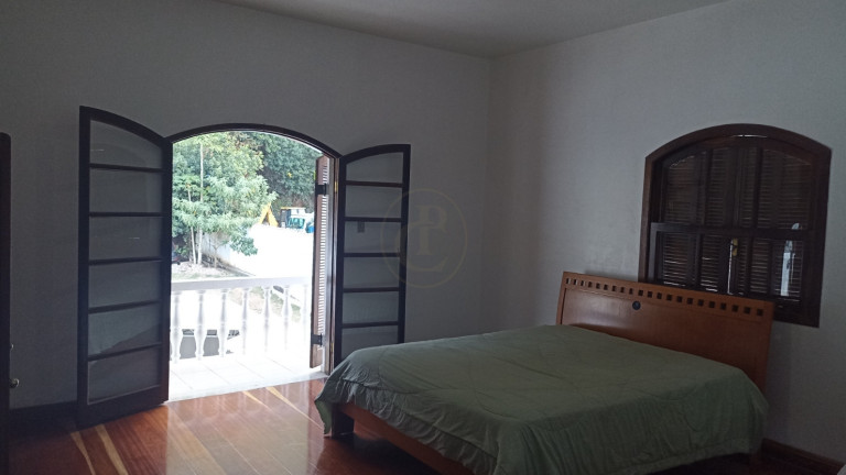 Casa com 4 Quartos à Venda, 475 m² em Centro - Paraibuna