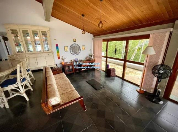 Imagem Casa com 5 Quartos para Alugar, 1.035 m² em Toninhas - Ubatuba Imagem Casa com 5 Quartos para Alugar, 1.035 m² em Toninhas - Ubatuba