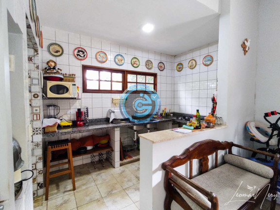 Imagem Casa com 6 Quartos à Venda, 230 m² em Centro - Paudalho