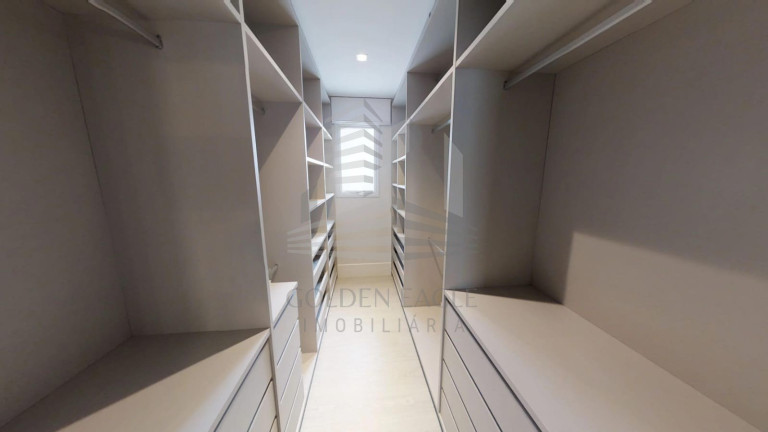 Imagem Apartamento com 4 Quartos à Venda, 238 m² em Centro - Balneário Camboriú Imagem Apartamento com 4 Quartos à Venda, 238 m² em Centro - Balneário Camboriú