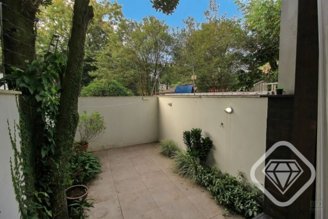 Imagem Casa com 3 Quartos à Venda, 178 m² em Ipanema - Porto Alegre