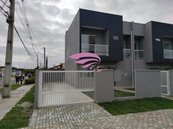 Casa com 2 Quartos à Venda, 70 m² em Centro - Guaratuba