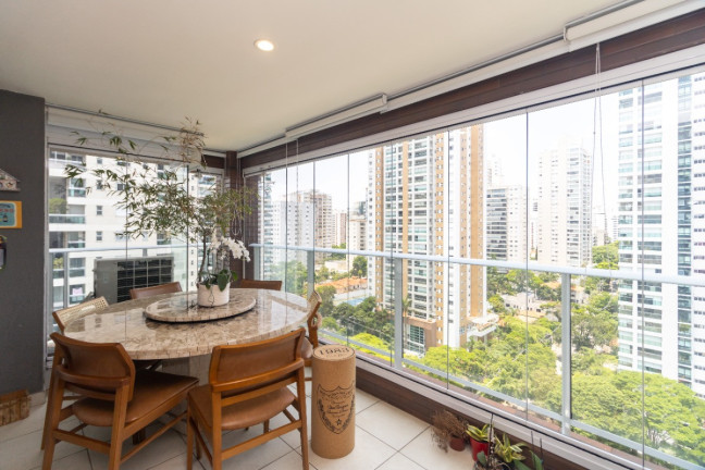Imagem Apartamento com 2 Quartos à Venda, 69 m² em Campo Belo - São Paulo