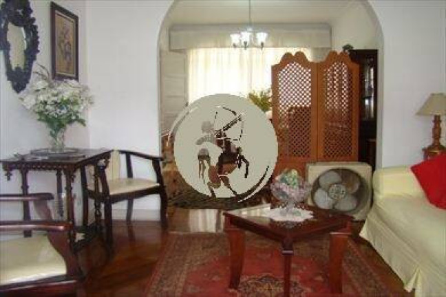 Casa com 3 Quartos à Venda, 150 m² em Boqueirao - Santos